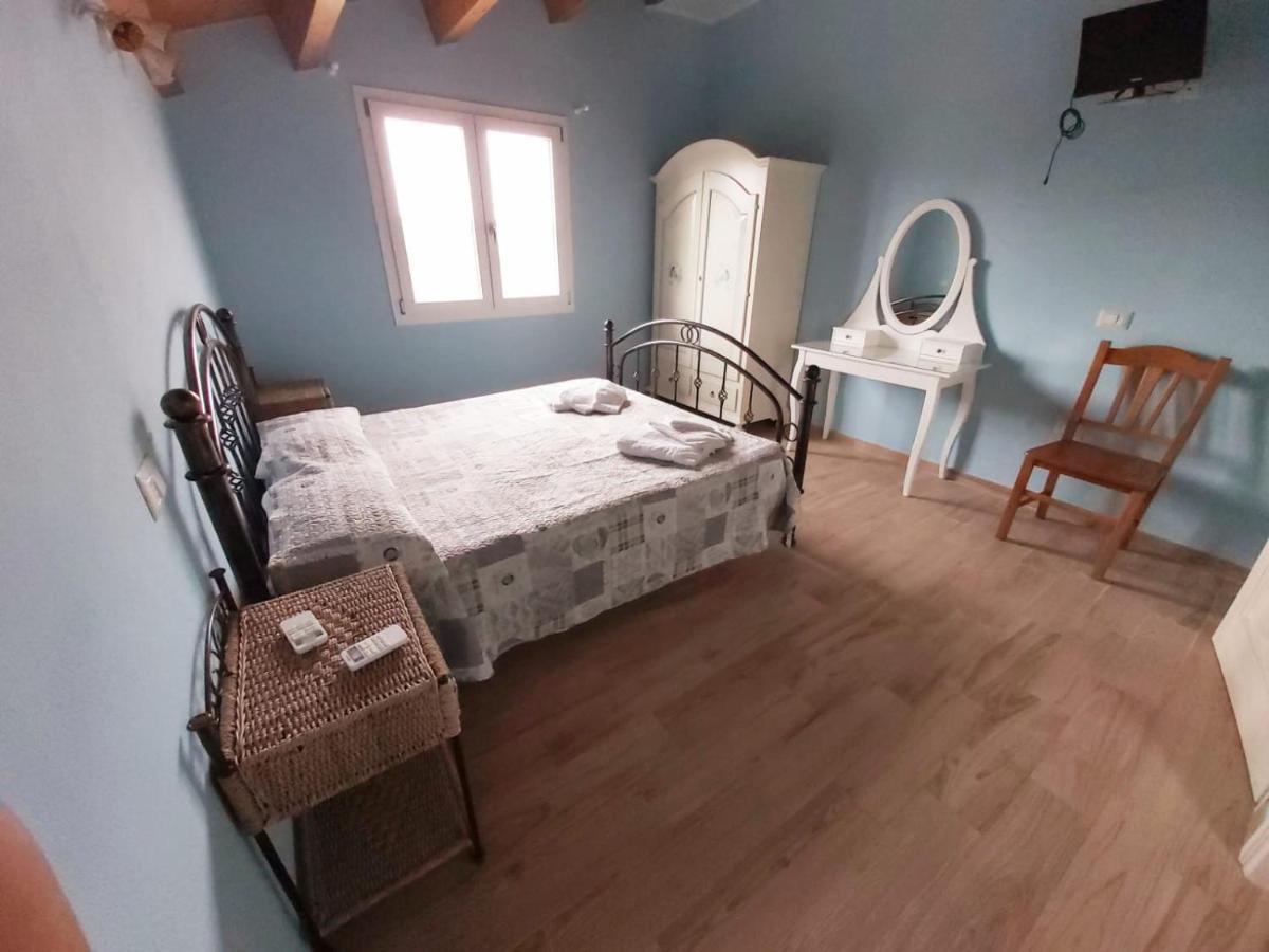 B&B Il Cenerino SantʼAntìoco Zewnętrze zdjęcie